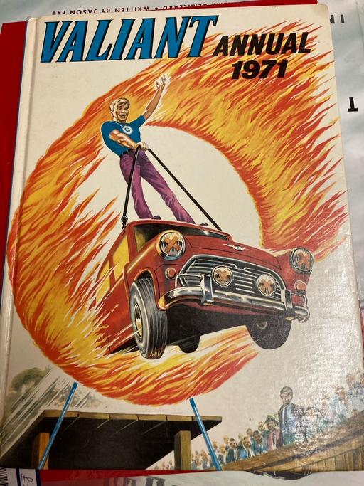 Buy & Sell Clevedon North Somerset - Photos for VALIANT ANNUAL 1971 PRINTED 1970