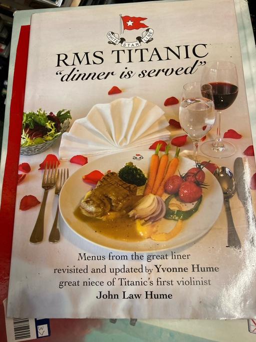 Buy & Sell Clevedon North Somerset - Photos for RMS TITANIC YVONNE HUME LARGE BOOK