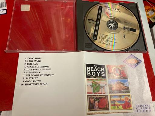 Buy & Sell Clevedon North Somerset - Photos for BEACH BOYS LIGHT ALBUM UNPLAYED GOLD CD