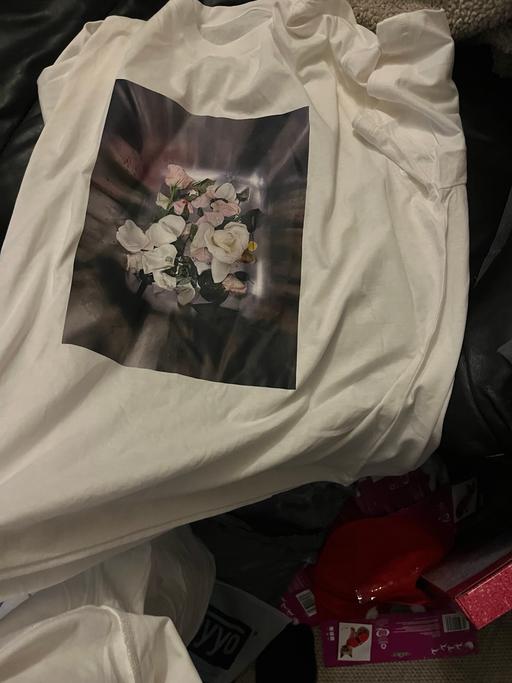 Buy & Sell Wednesfield Wolverhampton - Photos for New tshirt size 16/18n 24/26