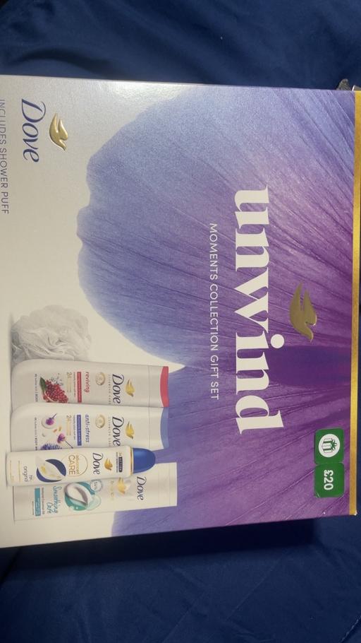 Buy & Sell Burntwood Lichfield - Photos for DOVE UNWIND MOMENTS COLLECTION GIFT SET