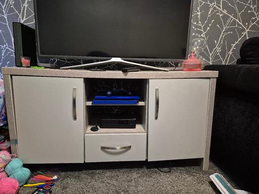 Buy & Sell Birmingham Birmingham - Photos for TV Unit Stand With 3 Drawers