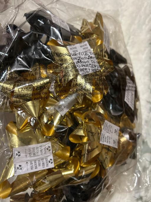 courses Dovecot Knowsley - Photos for Bows and ribbons. Black and gold. New