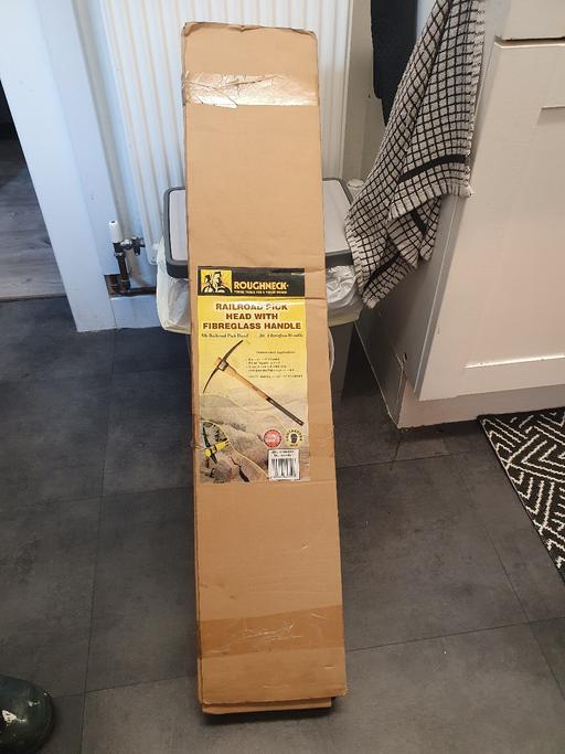 Buy & Sell Stanley Wakefield - Photos for ROUGHNECK PICK HEAD WITH FIBREGLASS HANDLE