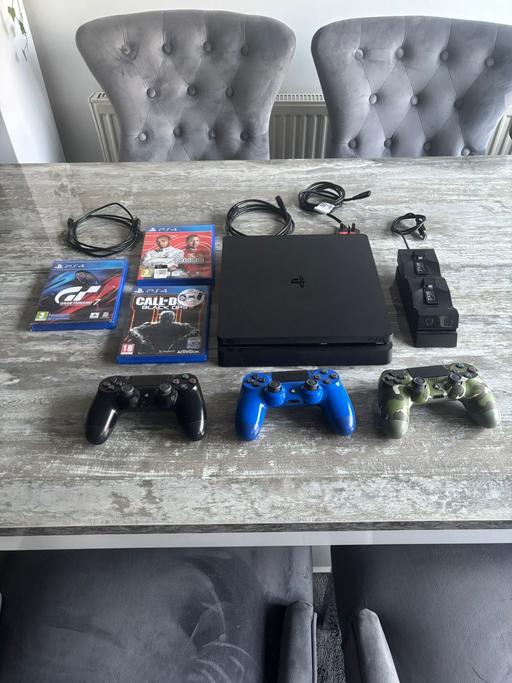 Buy & Sell Catherine-De-Barnes Solihull - Photos for Playstation 4 Slim
