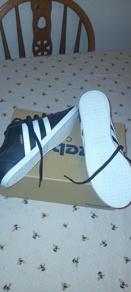 Buy & Sell Elton Cheshire West and Chester - Photos for adidas trainers size 5