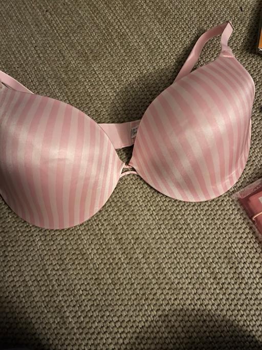 Buy & Sell Wednesfield Wolverhampton - Photos for New 36e bra