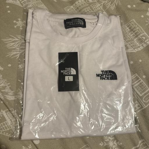 Buy & Sell Colerne Wiltshire - Photos for The north face men’s t-shirt white