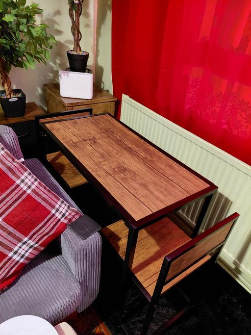 Buy & Sell Roehampton South West London - Photos for Rustic dining table and 2 chairs