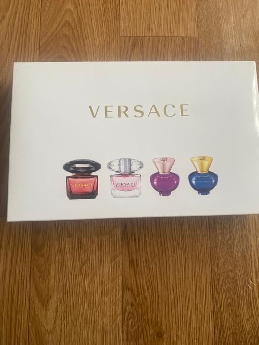 Buy & Sell Maida Vale West London - Photos for Versace mini set