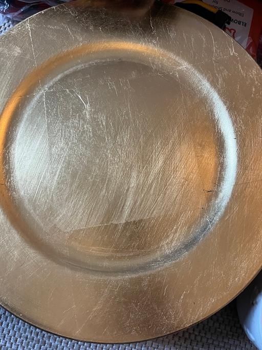 Buy & Sell Wednesfield Wolverhampton - Photos for Gold plastic Christmas plates Dunelm