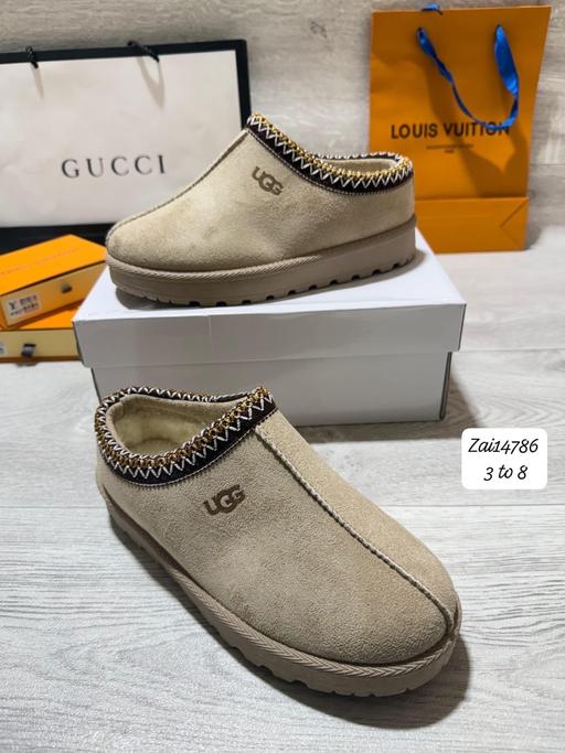 Buy & Sell Hindley Wigan - Photos for ugg