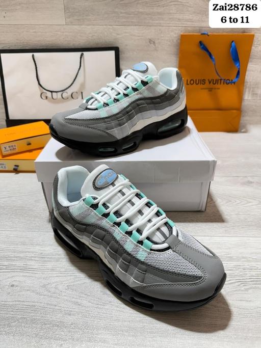 Buy & Sell Hindley Wigan - Photos for nike 95