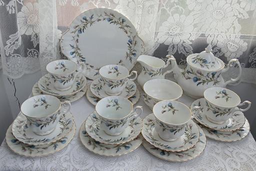 Buy & Sell Essington Wolverhampton - Photos for Royal Albert Complete Tea Set for 6 People