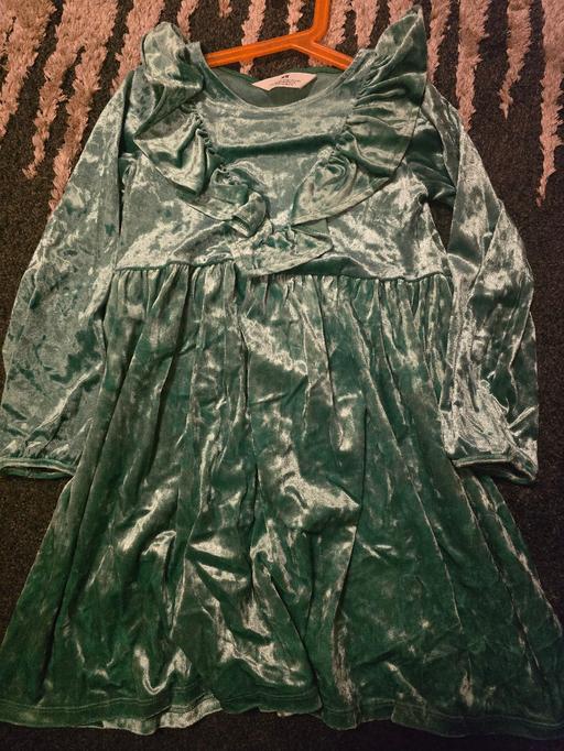 Buy & Sell Weoley Castle Birmingham - Photos for 6-8 years girls H&M velvet dress