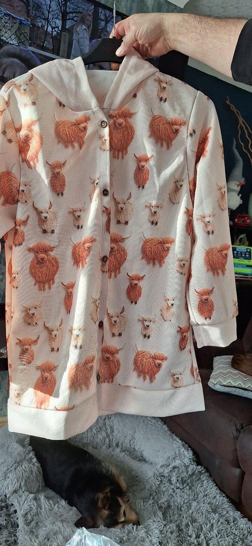 Buy & Sell West Bromwich Sandwell - Photos for Highland cow cardigan