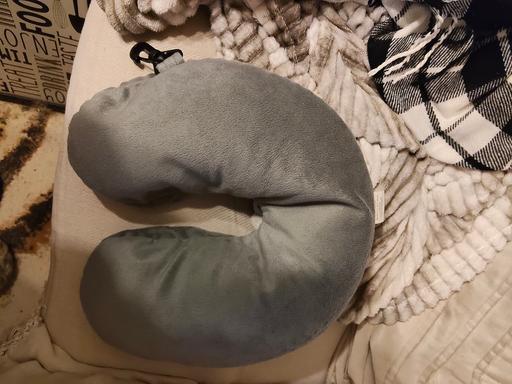 Buy & Sell Ponthenry Carmarthenshire - Wales - Photos for Neck pillow