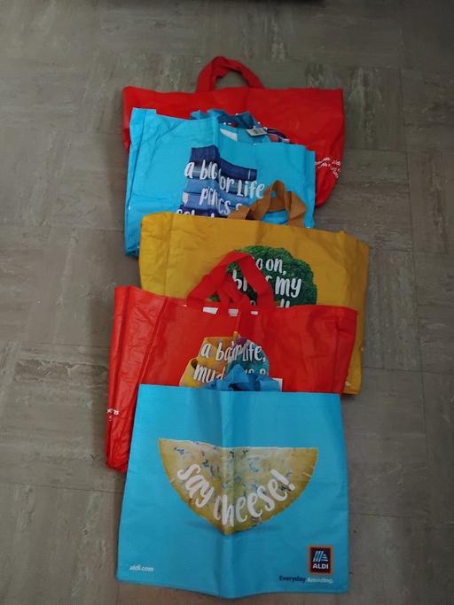 Buy & Sell Stow Heath Wolverhampton - Photos for 5 Shopping Bags.