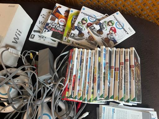 Buy & Sell Mottingham South East London - Photos for Wii bundle