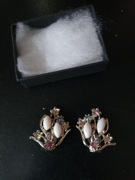 Buy & Sell Upper Gornal Dudley - Photos for vintage aurora borealis earrings