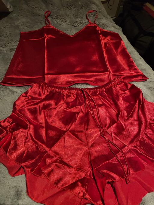 Buy & Sell Upper Holloway North London - Photos for short set