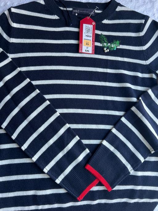 Buy & Sell Dartford Kent - Photos for M&S brand new jumper
