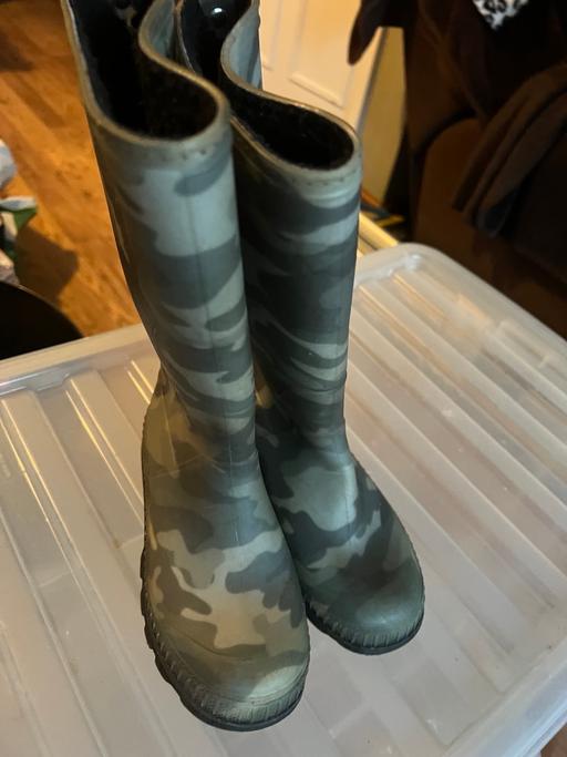 Buy & Sell Mottingham South East London - Photos for Boys camouflage wellies size 12