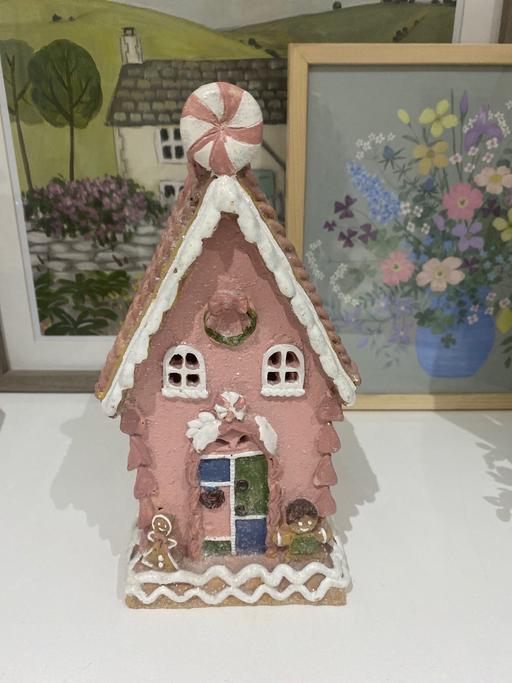 Buy & Sell Ackworth Wakefield - Photos for Pink gingerbread house