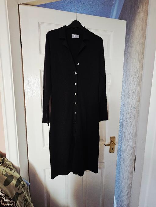 Buy & Sell Newton Doncaster - Photos for Longer length knitted cardigan, size 10/12.
