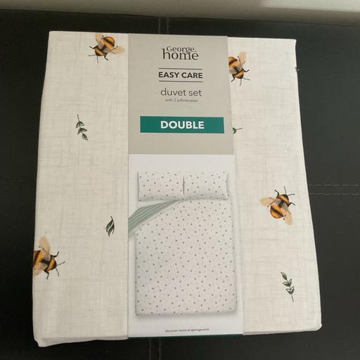 Buy & Sell Liverpool Knowsley - Photos for Double Duvet Easy Care Bee Design New