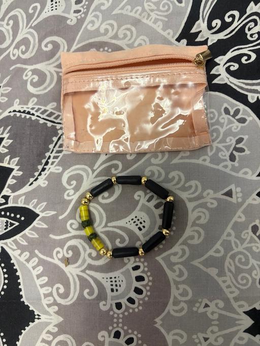 Buy & Sell - Photos for Handmade Black and yellow bracelet rare stone