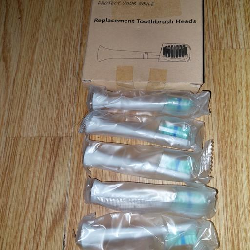 Buy & Sell Ocker Hill Sandwell - Photos for replacement toothbrush heads new