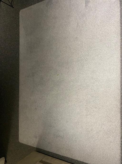 Buy & Sell Gravesend Gravesham - Photos for Carpet in good condition