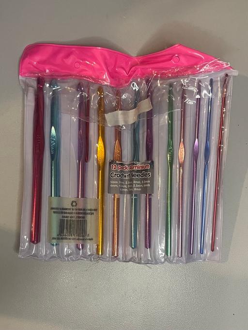 courses Isleworth Hounslow - Photos for Wool and Crochet Needles set