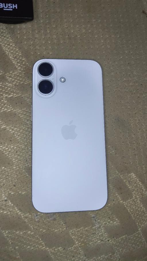 Buy & Sell Drayton Portsmouth - Photos for iphone 17