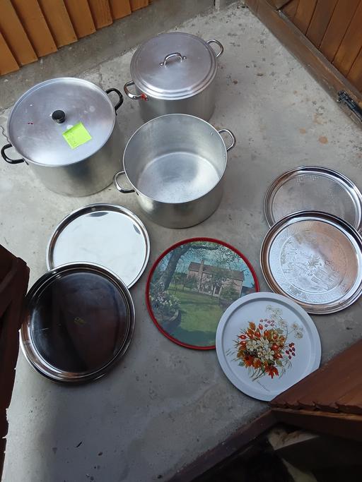 Buy & Sell Blakenhall Wolverhampton - Photos for Bundle of Big Pots. Sizes as per label.