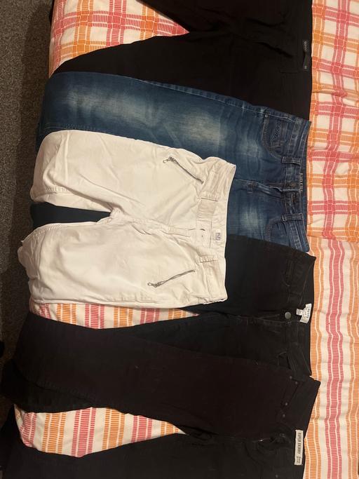 Buy & Sell Gravesend Gravesham - Photos for Jeans (bundle 5 pairs)