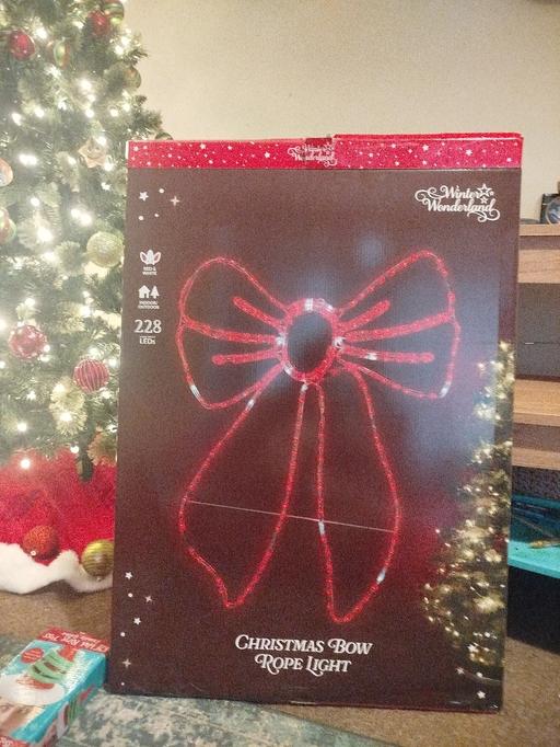 Buy & Sell Penn Wolverhampton - Photos for LARGE INDOOR/OUTDOOR BOW LIGHT