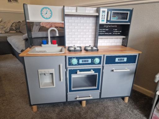 Buy & Sell Wylde Green Birmingham - Photos for Play kitchen with accessories.