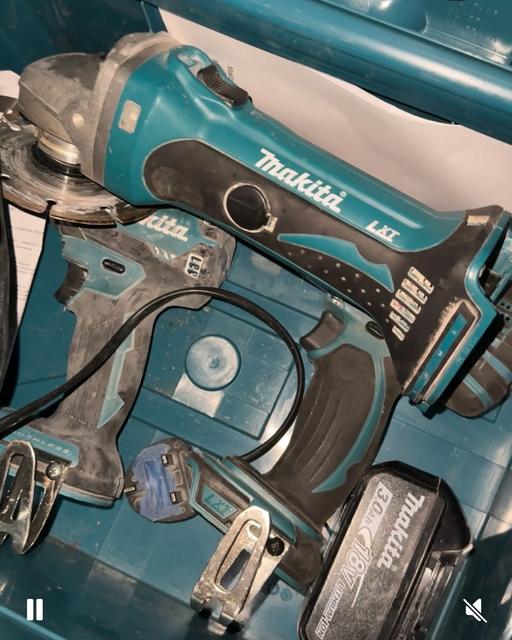 Buy & Sell Romford Havering - Photos for Makitta hand cutter and two drill pieces