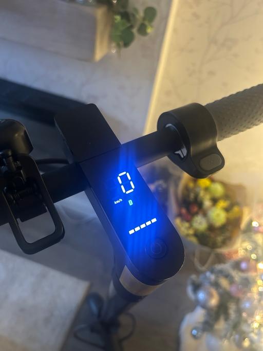 Vehicles Altrincham Trafford - Photos for Electric scooter