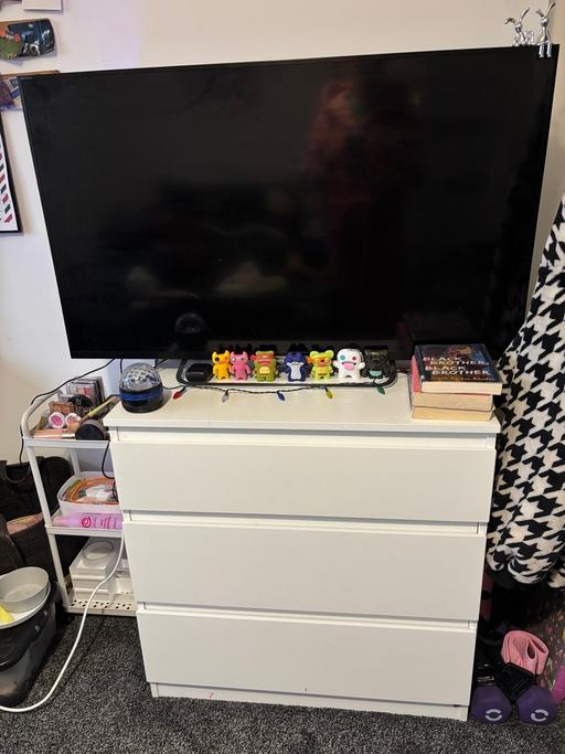 Buy & Sell Hasbury Dudley - Photos for White Chest of Drawers