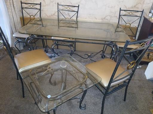 Buy & Sell Strood Medway - Kent - Photos for Glass table and chairs