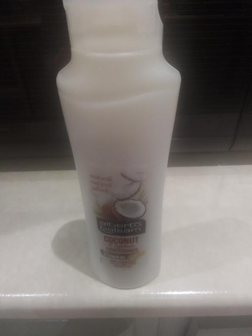Buy & Sell Aldridge Walsall - Photos for ALBERTO BALSAM COCONUT CONDITIONER