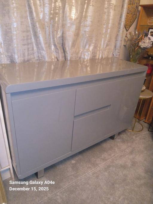 Buy & Sell Luton Bedfordshire - Photos for Grey Gloss Sideboard Cabinet