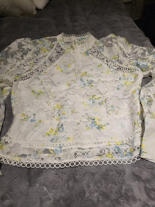 Buy & Sell Archway North London - Photos for pretty blouse