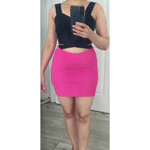 Buy & Sell Isleworth Hounslow - Photos for Topshop Pink mini skirt