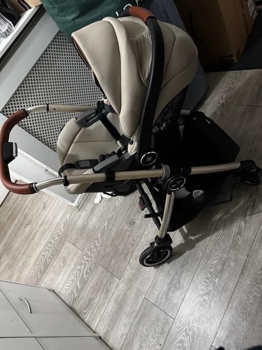 Buy & Sell Warren Street Central London - Photos for Silver Cross Dune Travel System