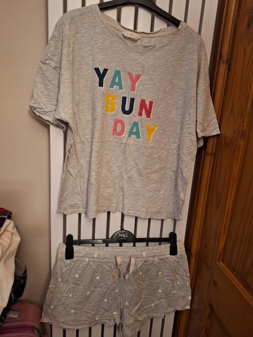 Buy & Sell Ettingshall Park Wolverhampton - Photos for Size 18 M&S Pyjama Set