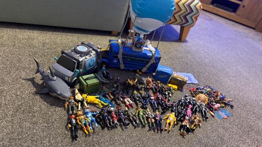 Buy & Sell Feltham Hounslow - Photos for Fortnite Figure Bundle